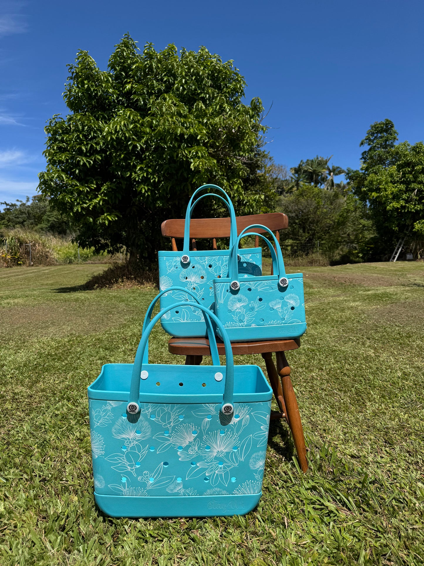 ʻEke Holoholo - Lehua (Medium)